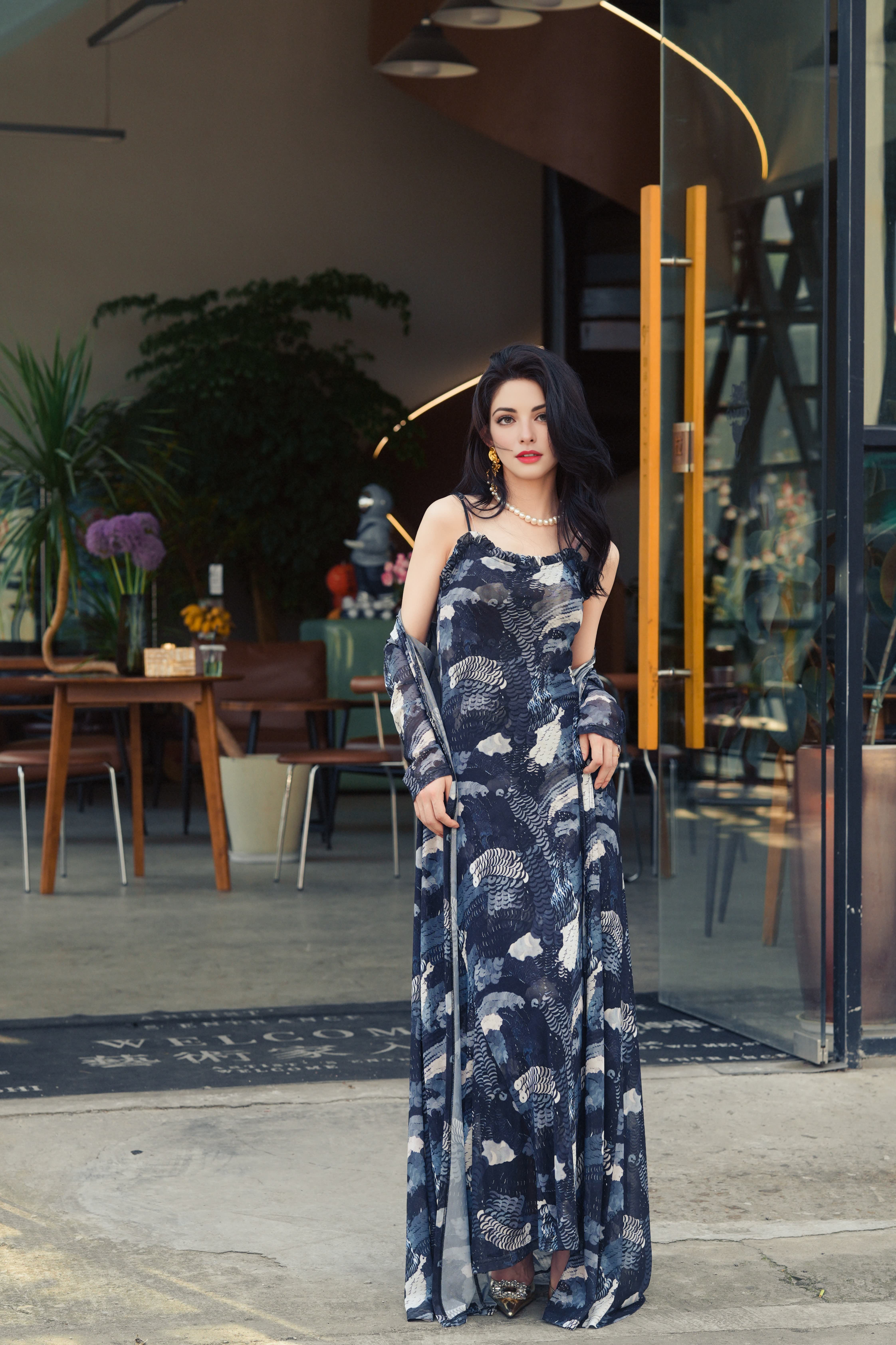 hzhjs new designer style black peacock jacket is versatile light luxury fashionable casual long sleeved and slimming