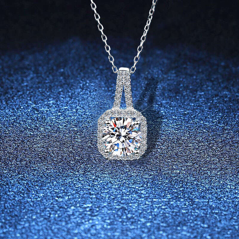 S Sier Necklace Moissanite Dia Princess Cut Pendant Micro Paved Plated Collarbone Chain for Women 407