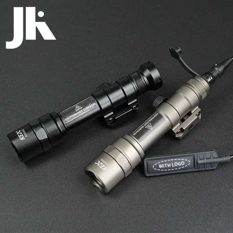 Tactical Scout Light SF M300B M600B Momentary Pure Switch Airsoft Hunting Weapon Flashlight D Gun Lamp Fits 21 mm Rail XJ250718