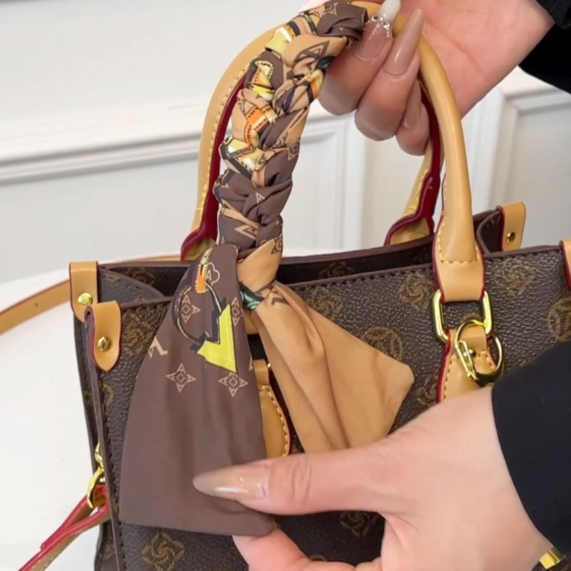 2025 Fashion Shoulder Bag Ladies Pu Leather Crossbody Designer Ladies Ladies Ladies Underarm Bag