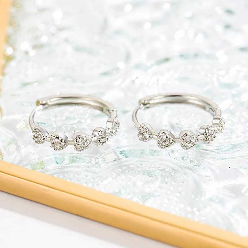 New Heart Hoop Earrings for Women Temperament Simple Inlaid for Women Wedding Silver Color Ear Shiny Zircon Jewelry Accessories XJ250718