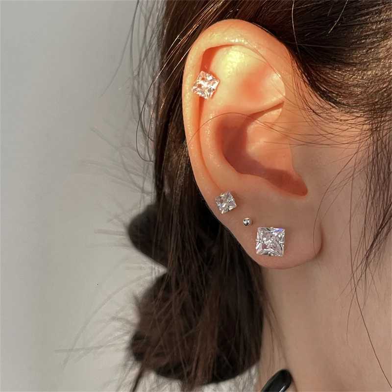 1PCS Classical Shiny Square Zircon Stainless Steel 1.2MM Ball Screw Earrings Ear Bone Nail Piercing Body Jewelry XJ250718