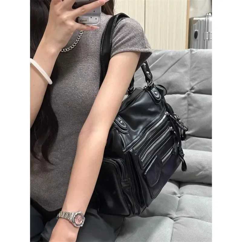 Vintage Punk Wen Tote Bags 2025 Trend Large Capacity Crossbody Shoulder Bags Women Moto Style Multi Pockets Cute Bag Y250718