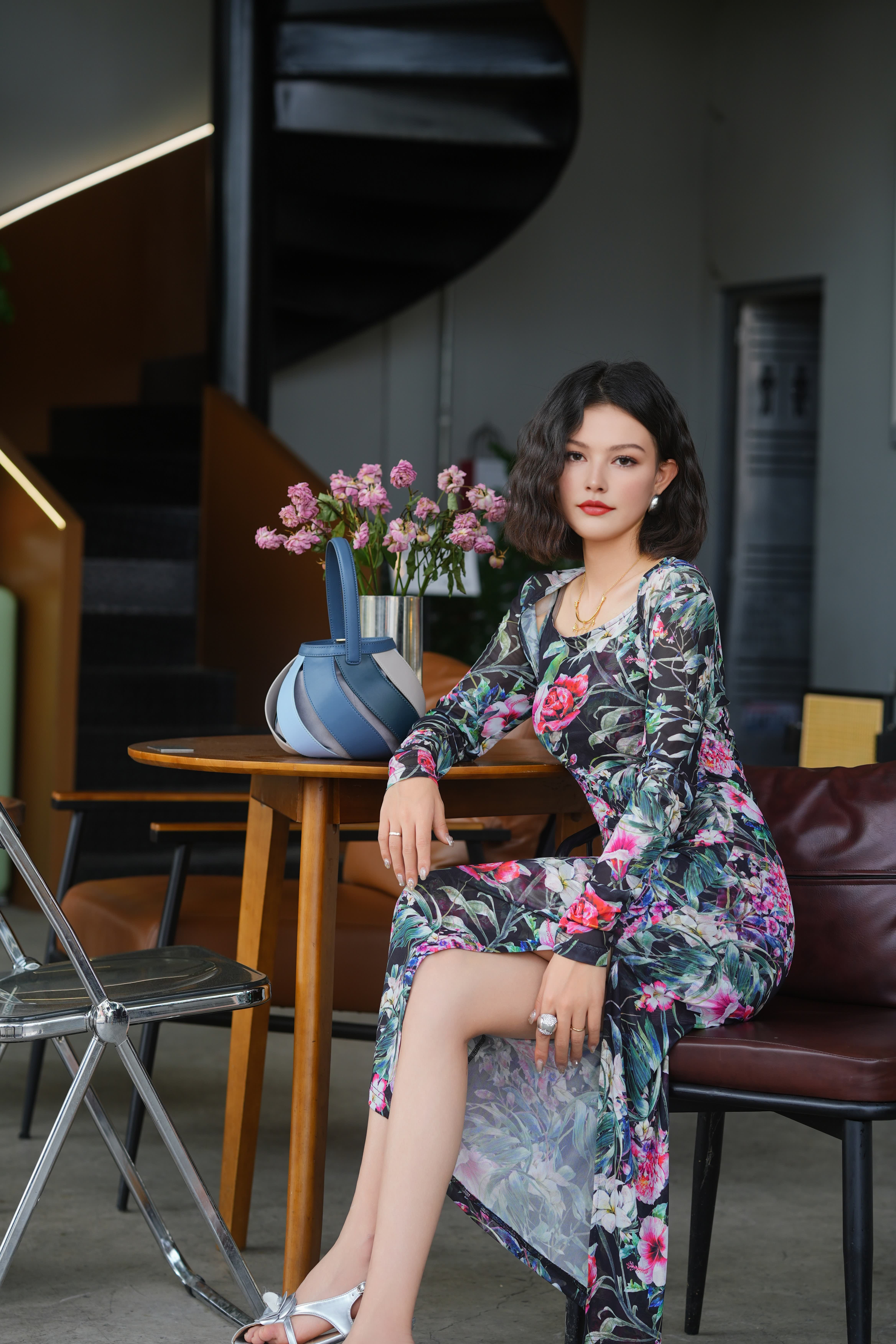 HZHJ New Original Design Spring Garden Set Light Luxury Luxury Luxury Luxury Family Show Commuter