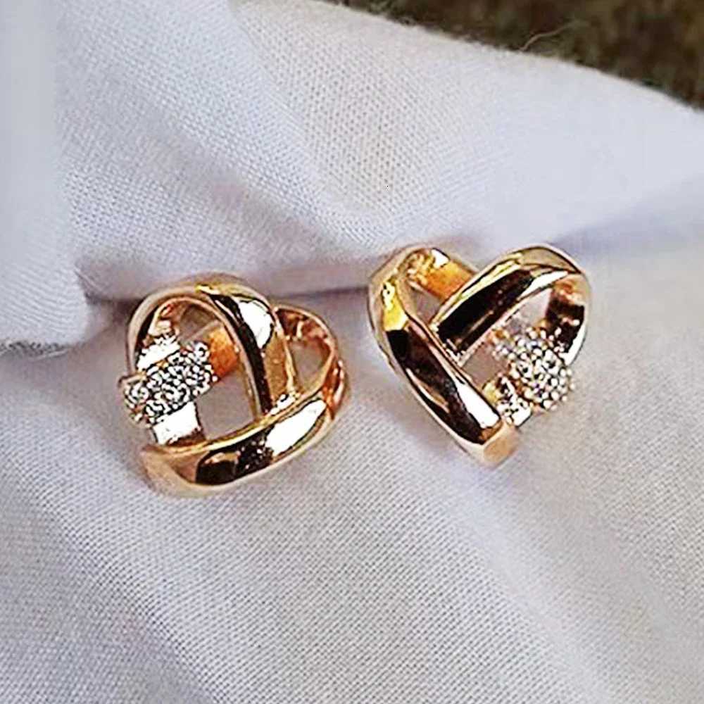 eterny Love Earrings Ear Stud Piercing Silver Color/Gold Color Fashion Heart Earrings for Women Shits Wedding Jewelry XJ250718