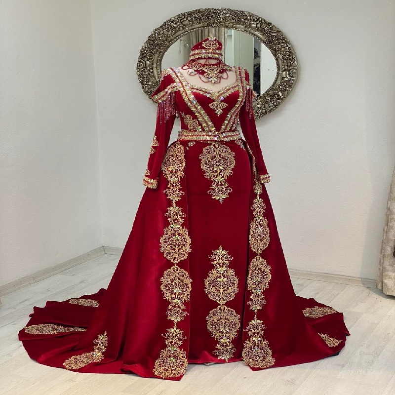 Elegant Red Caftan Moroccan Prom Dress With Gold Lace Long Sleeve Abaya Evening Dress Traditional Formal Occasion Vestio De Fiesta 2025 Birthday Party