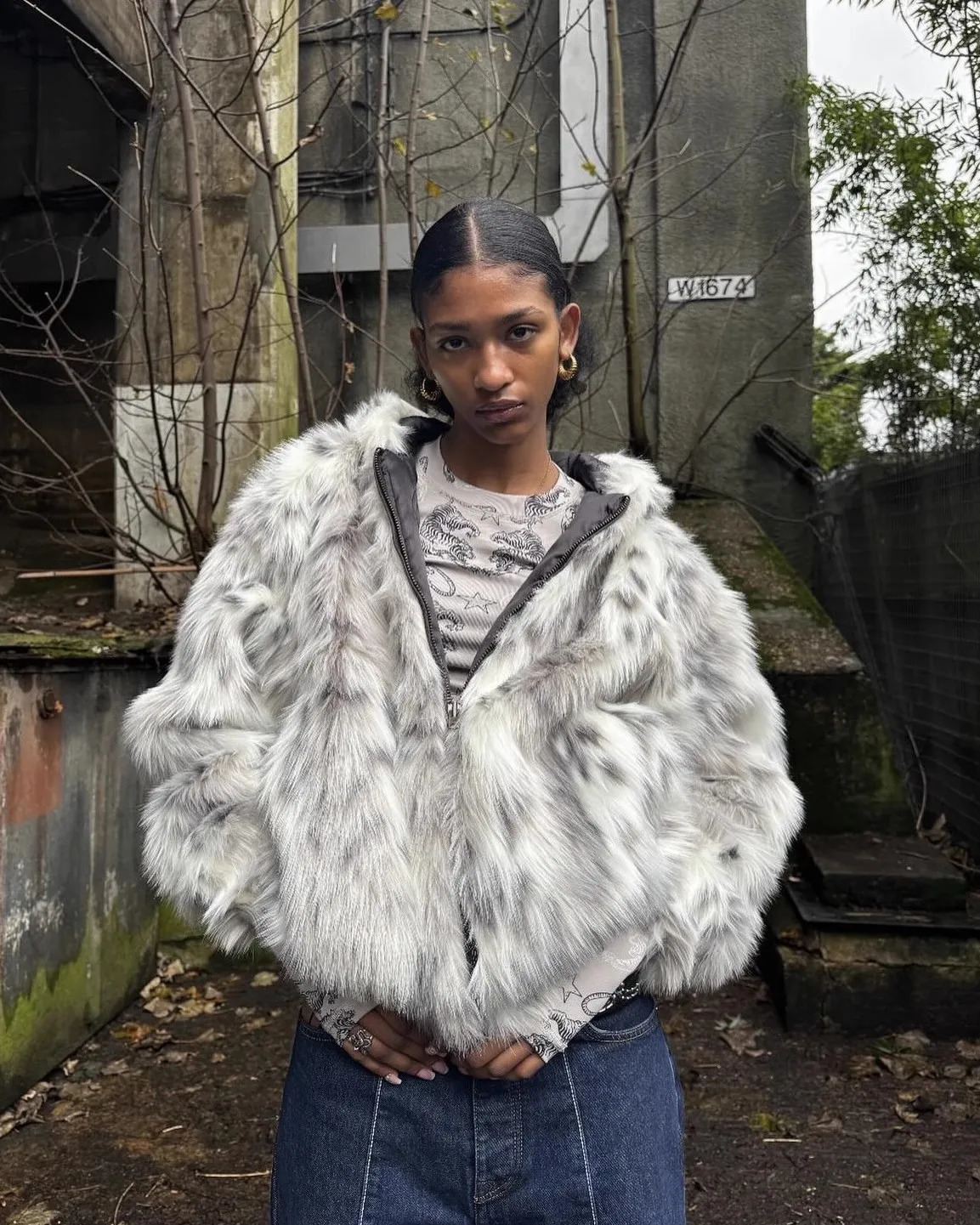 Mauroicardi Winter Cool Handsome Colorful Thick Warm Hairy Faux Fur Coat Men with Hood Clothes Fluffy Jacket 250715