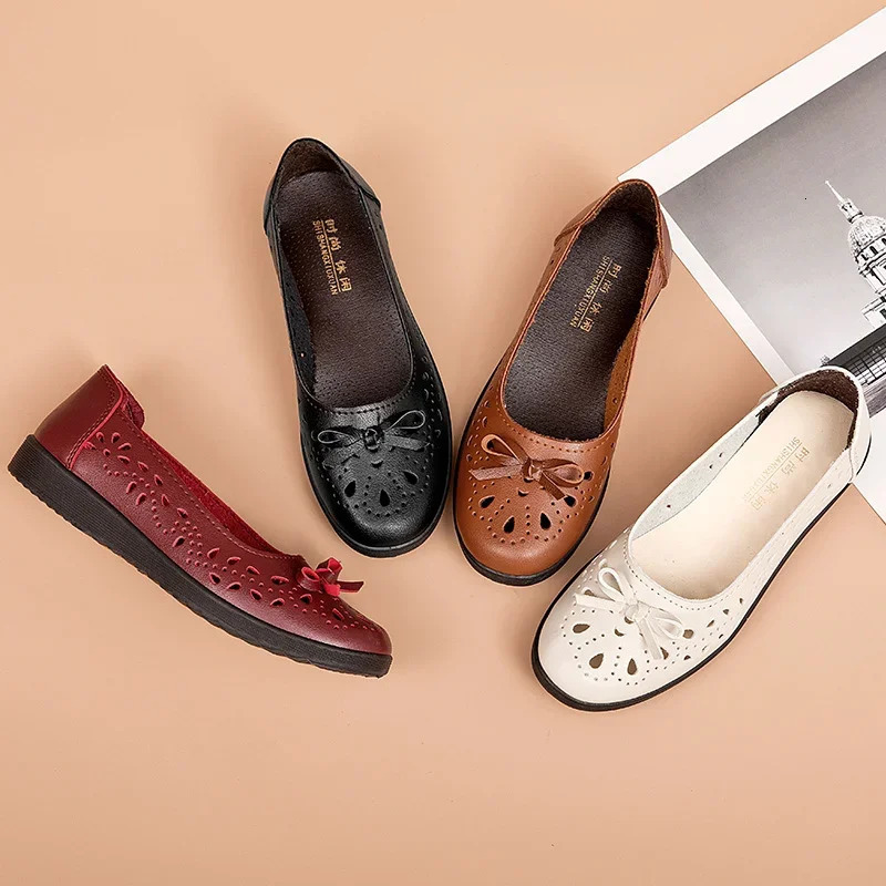 Sandals Soft Sole Leather Shoes Anti Slip Middle and Old Age Hole Shoes Womens Flat Sole Anti Slip Hollow Breathable 250717