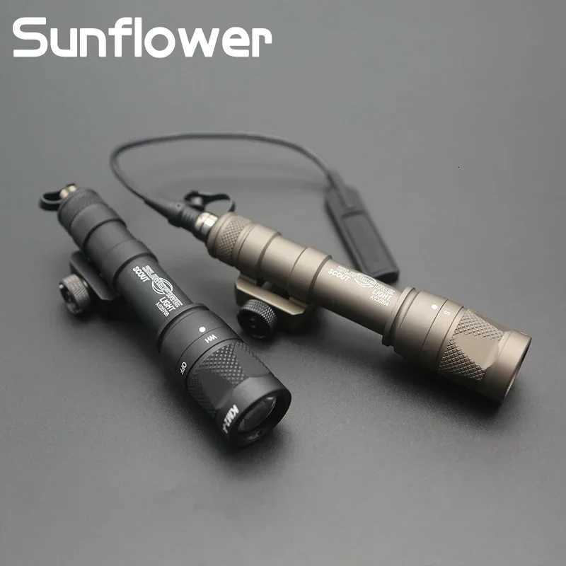 Tactical Metal SF M600V Strobe Flashlight M640B M600C Scout Light Airsoft Weapon Gun Light for Hunting Rif 20mm Rail Torch XJ250718