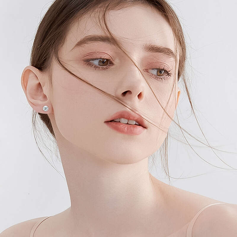 TikTok Internet Celebrity INS Style Fresh and Elegant Moissanite for Women Pure Sier Platinum Plated Earrings