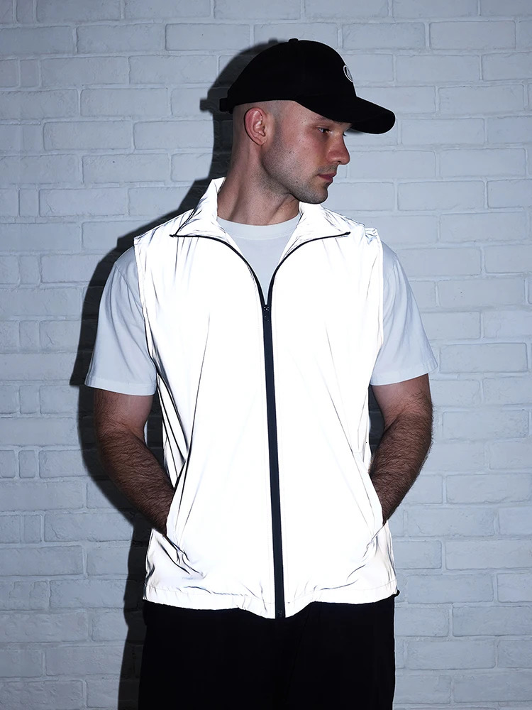 Spring Summer Thin Mens Reflective Vest Night Running Outdoor Stand Collar Sleeveless Jacket Streetwear Dancing Hiphop Clothes 250707