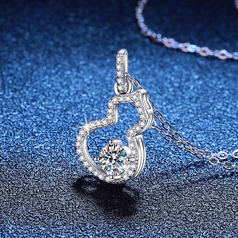 S Pure Sier 50 Points Pendant Classic Gourd Clavicle Chain D Color Moissanite Necklace for Women cfb