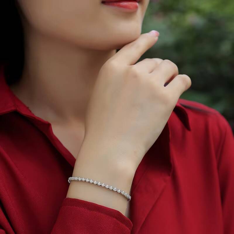 Simple Fine Jewelry S925 Sterling Silver Moissanite Diamond Tennis Chain Bracelet Women Jewelry Bracelet