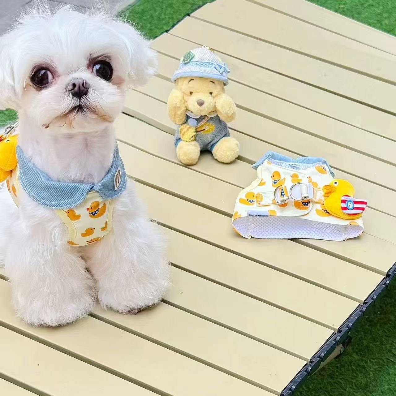 T757 Dog clothes Maltese traction clothes for going out with velvet back and warm vest