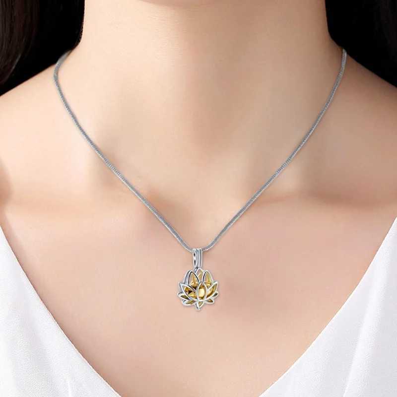 New Design Gift Necklace Lotus Hold Mini Urn Stainless Steel Creation Jewelry Pendant Necklace for Ashes W250718