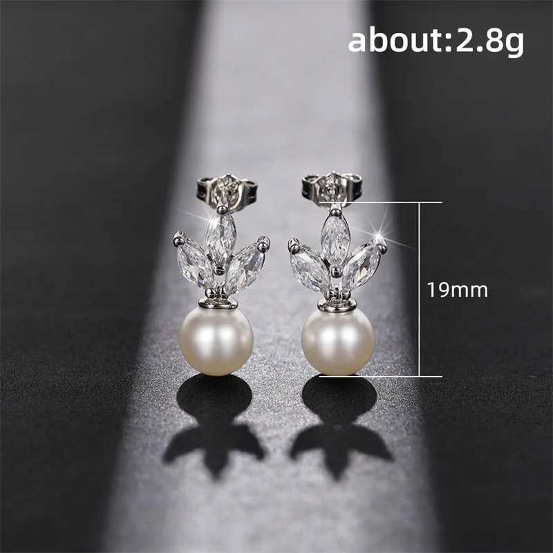 80s Hot Trend Simulated Pearl Stud Earrings for Women Modern 2022 Design Fashion Versatile Ladys Earrings Drop Ship Jewelry XJ250718