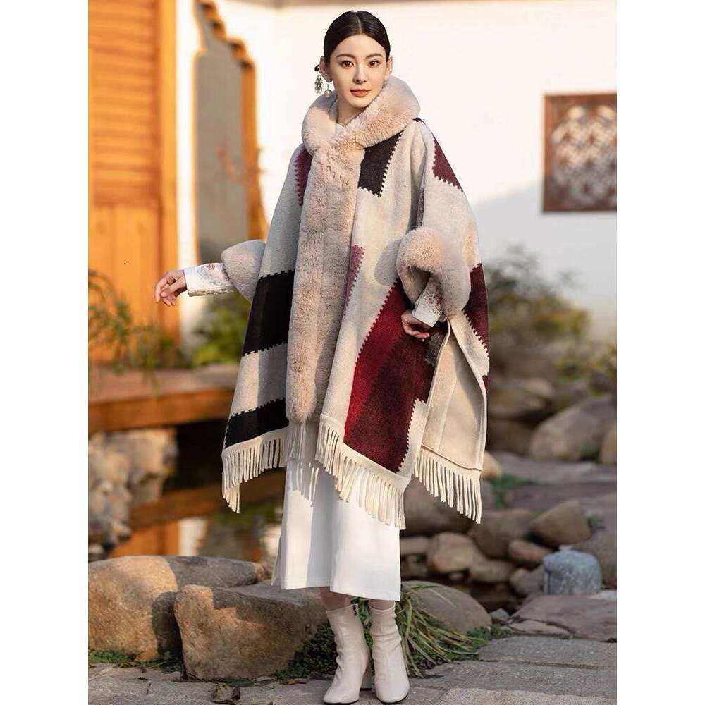 Designer Clothing Fashion Comfort Faux Fur Wool Blends Cape Coat Hood Women Winter Long Loose Thicken Lining Warm Cardigan Outerwear Wraps Fashion