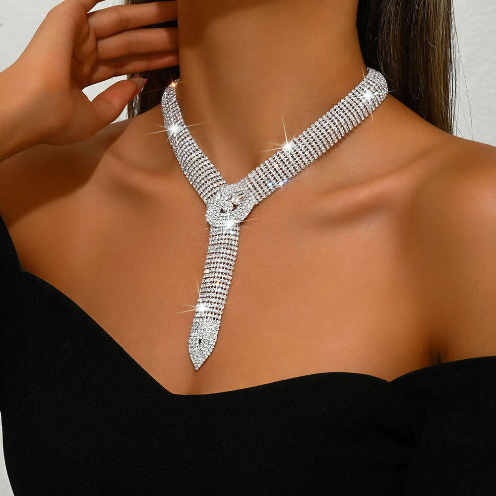 New Accessories Personality Exaggerated Full Dia Necklace Fashion Long Snake-Shaped Choker Snake Bone Chain Necklaces