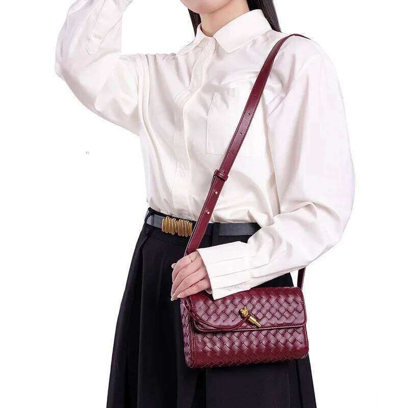 2025 Women's Handwoven Satchel Small Square Bags Stylish Clutch Glasses Bag Shoulder Messenger Carry Portable For Commuting