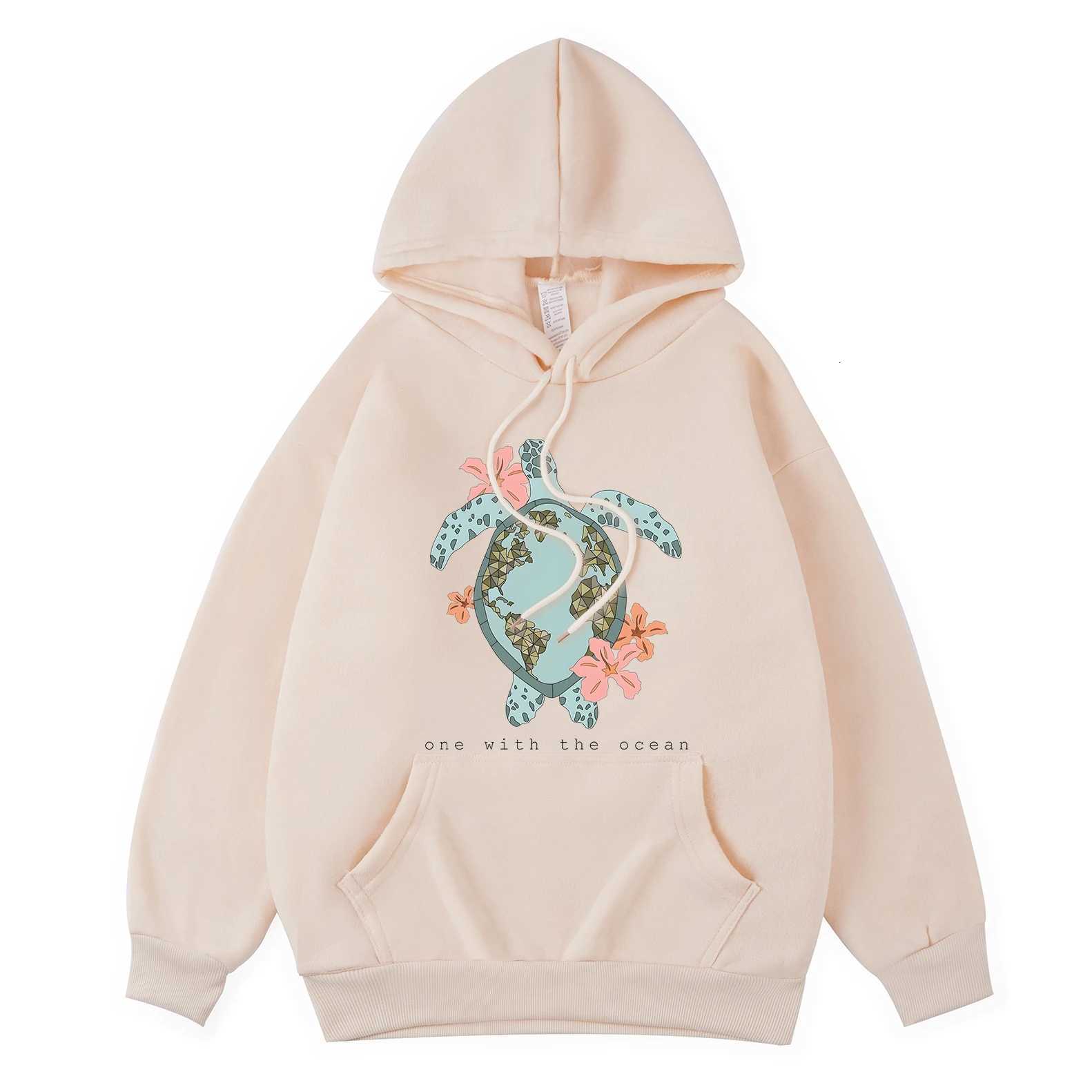 Sea Turtle Cartoons Hoodie Womens Comfortable Loose Sweatshirts Winter Fleece Warm Tops Basics Casual Womans Clothes Z250719