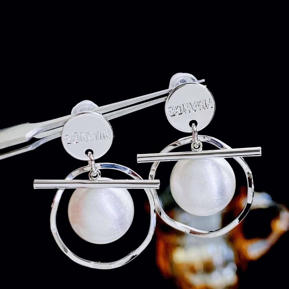 Kanamina Unique Niche Round Splicing Brushed Ball for Women S Sier Needle Fashionable Elegant Earrings