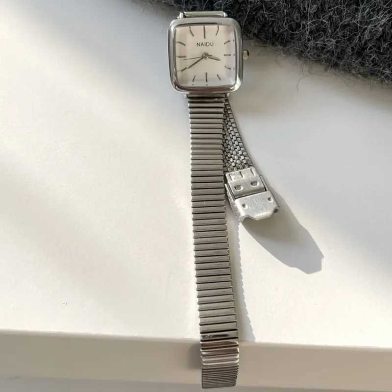 Brand Simple Quartz Watch for Women Retro Luxury Gift Ladies Watches Small Dial Adjustable Stainless Steel Strap Wristwatches W250718