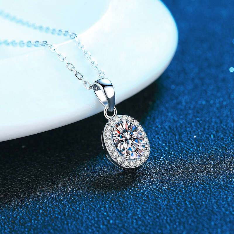 S Sterling Sier Pendant for Women Platinum Plated Elegant Simple Pigeon Egg Shape D Color Moissanite Necklace 017