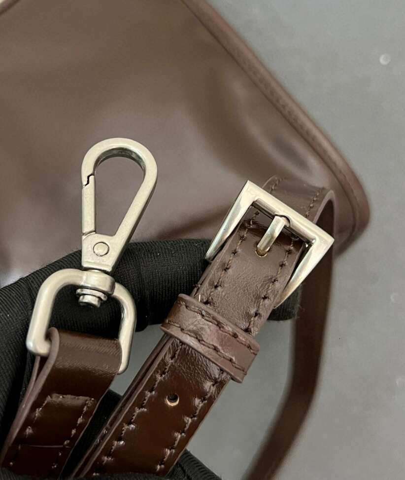 Fashion Designer Bag Luxury Bag Shoulder Bag New Women's Bag Versatile Shoulder Crossbody Monogram Shoulder Bag Texture Underarm Handbag Commutin