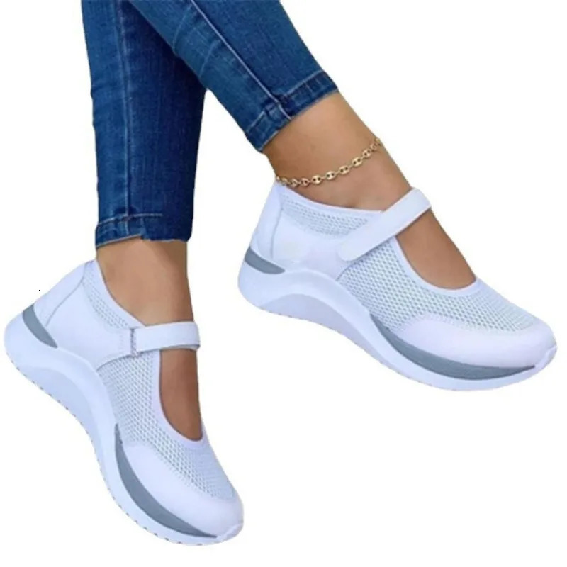 Round Head Knitted Womens Thick Sole Single Shoes Womens Large Size 36-43 Grid Casual Womens Shoes Sneakers Women 250717