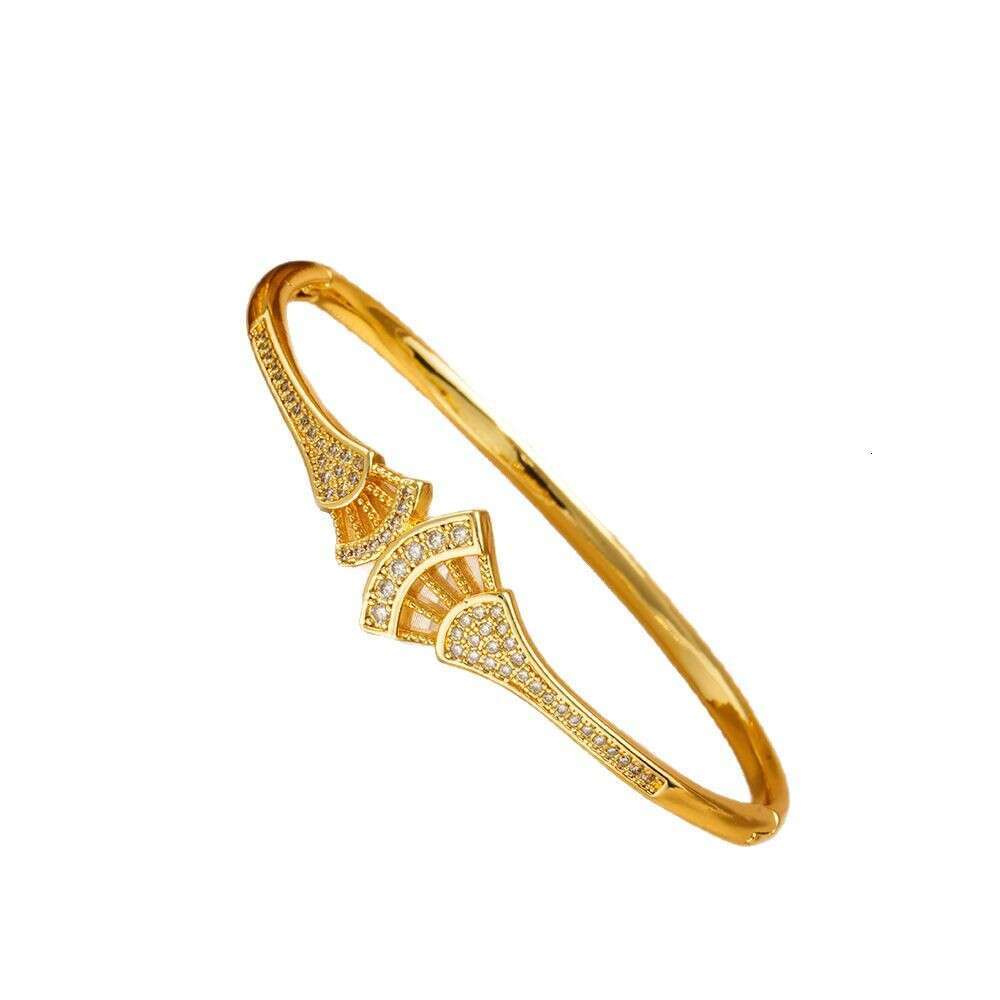 Real Gold Plated Full Dia Angel Wing for Women, Light Style, Elegant Fashionable Versatile High-End Bracelet