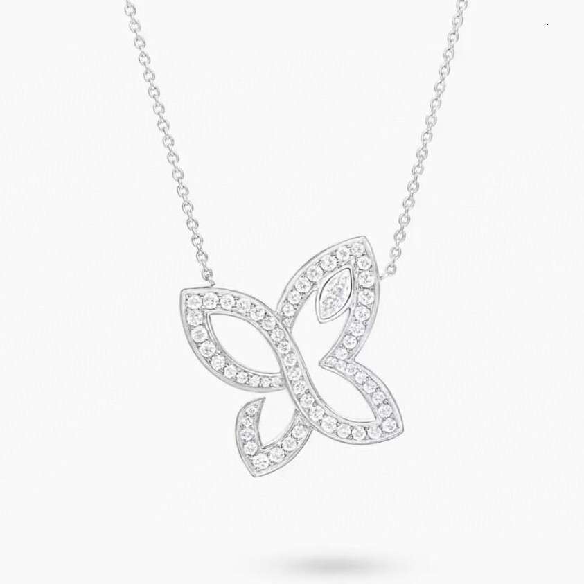 Phantom Butterfly Inlaid Dia Four-Leaf Clover Necklace for Women 2025 New Light Elegant High-End Clavicle Chain Jewelry
