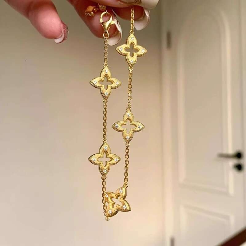 High-end Brushed Stackable Vintage Style Versatile Design Sense Elegant Light Exquisite Unique Niche Bracelet