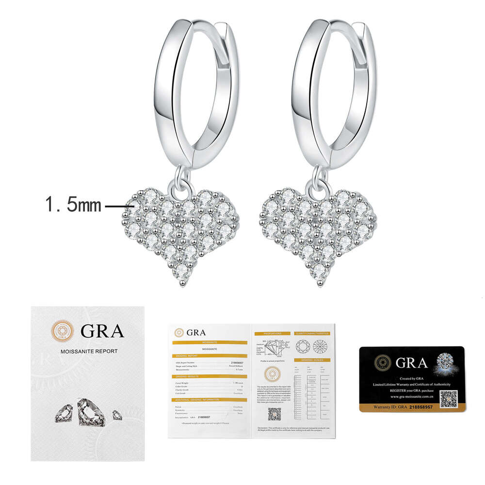Hot Selling Moissanite Sterling Sier Fashionable Sweet Heart Drop Ins Niche Versatile Earrings 654