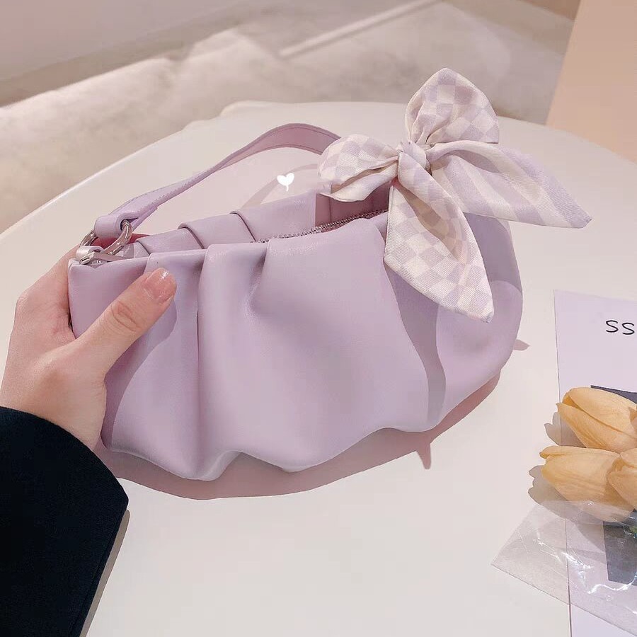 Summer new women's single shoulder crossbody bag fashion new pleated cloud underarm bag fashion texture women's crossbody bag new designer b