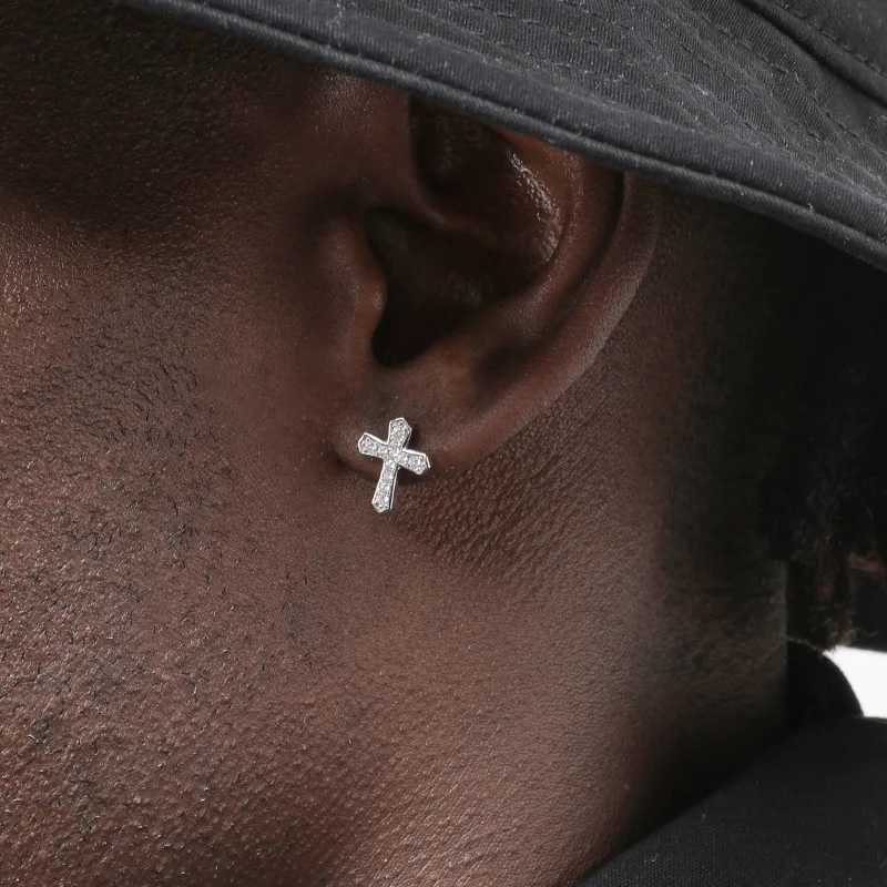2024 New Rhinestones Cross Earrings for Men Personality Hip-Hop Pair Stainless Steel Stud Earrings for Men and Womens Party Jewelry XJ250718