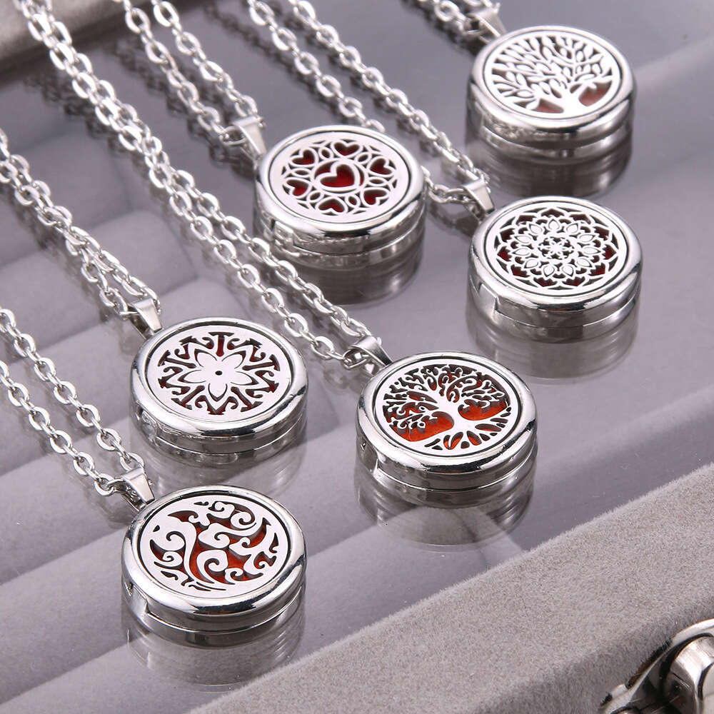 Tree of Life Aromatherapy Pendant Couple Openable Round Hollow Perfume Box