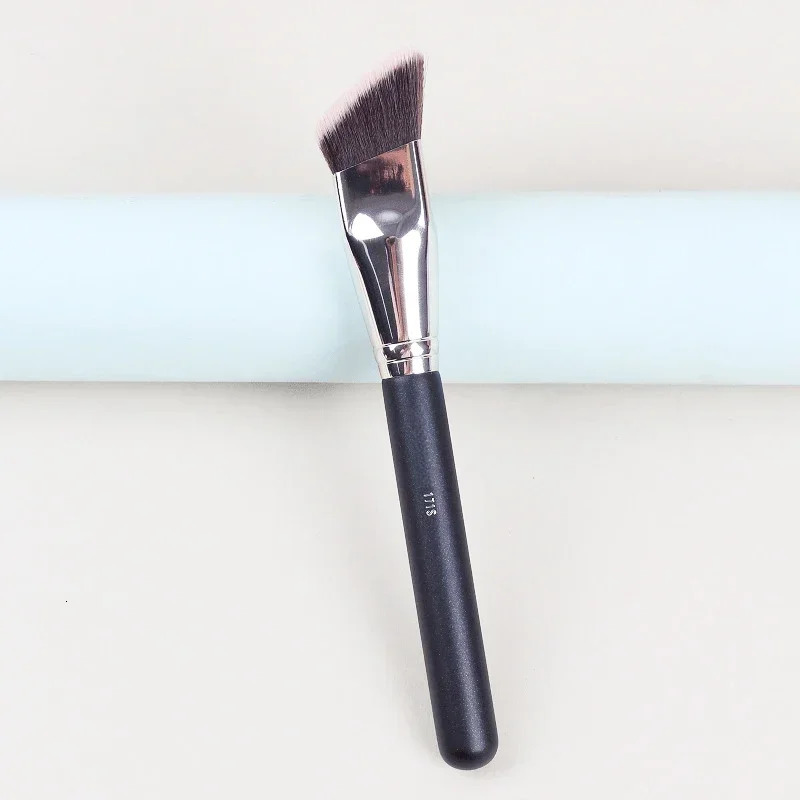 The Wedge Smooth Edge All Over Face Brush 171S Angled Slanted Foundation Makeup Brush Cream Contour Cosmetic Tool 250716
