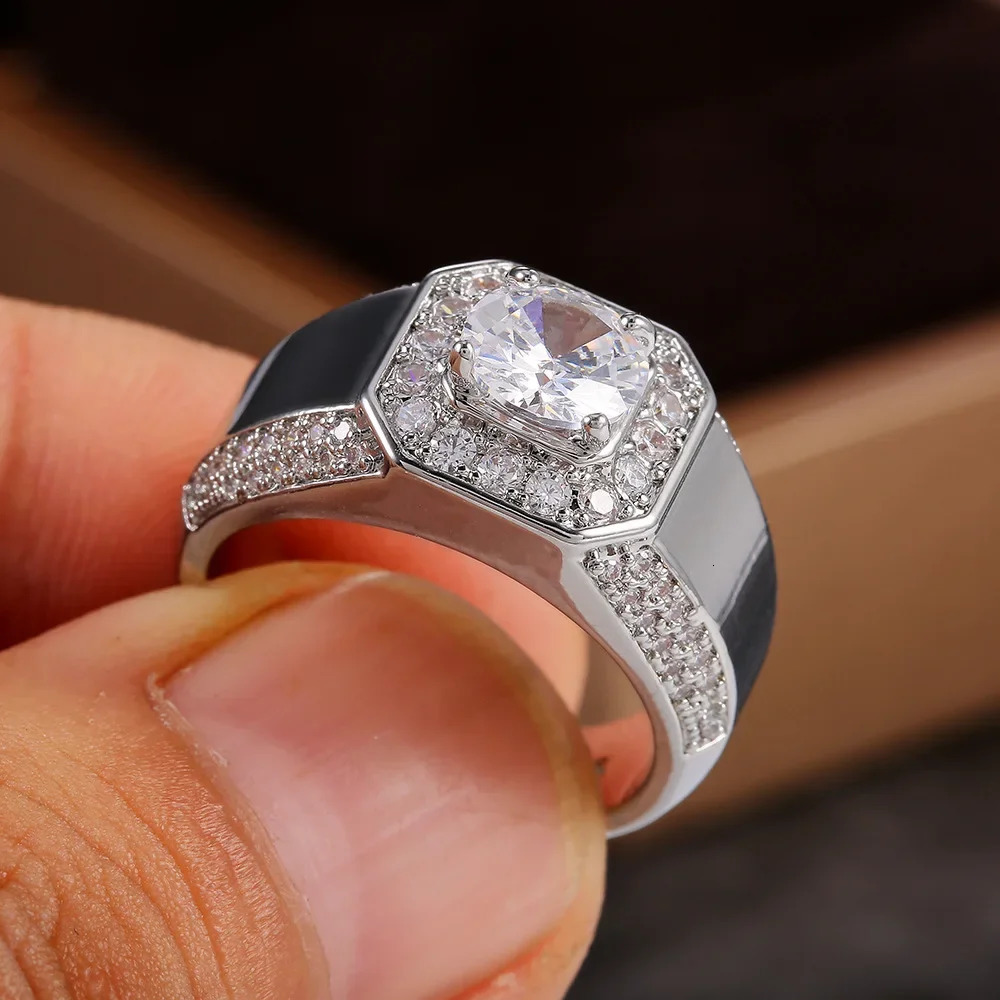 925 Sterling Silver Men Crystal Zircon Stone Wedding Ring Brilliant Engagement Engage Party Plata Rings Stamp 250715