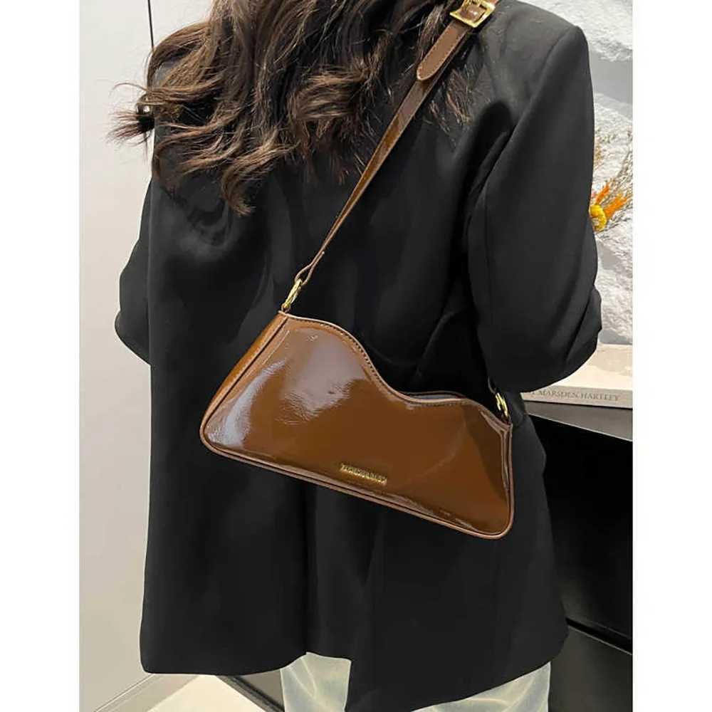 Women Shoulder Bags Fashion Glossy Patent Leather Burgundy Underarm Bag Crossbody French Designer Lady Commuting Handbags 2025 R250719