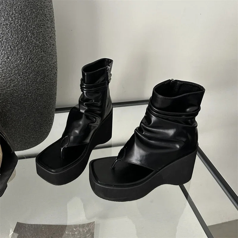 2025 Summer Fashion Womens Square Toe Waterproof Platform Thong Toe Pleated Zipper Thick Sole Wedge Sandals Casual Shoes 250714