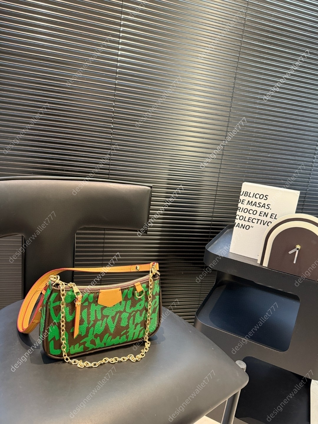 Luxury womens designer shoulder bags green wallet with chain letters graffiti flower women handbags floral lady easy pouch on strap bags purse