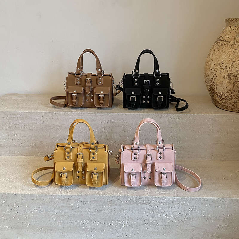 High-end Handbag Internet Celebrity Fashion Commuter Shoulder Crossbody Niche Bright Motorcycle Bag