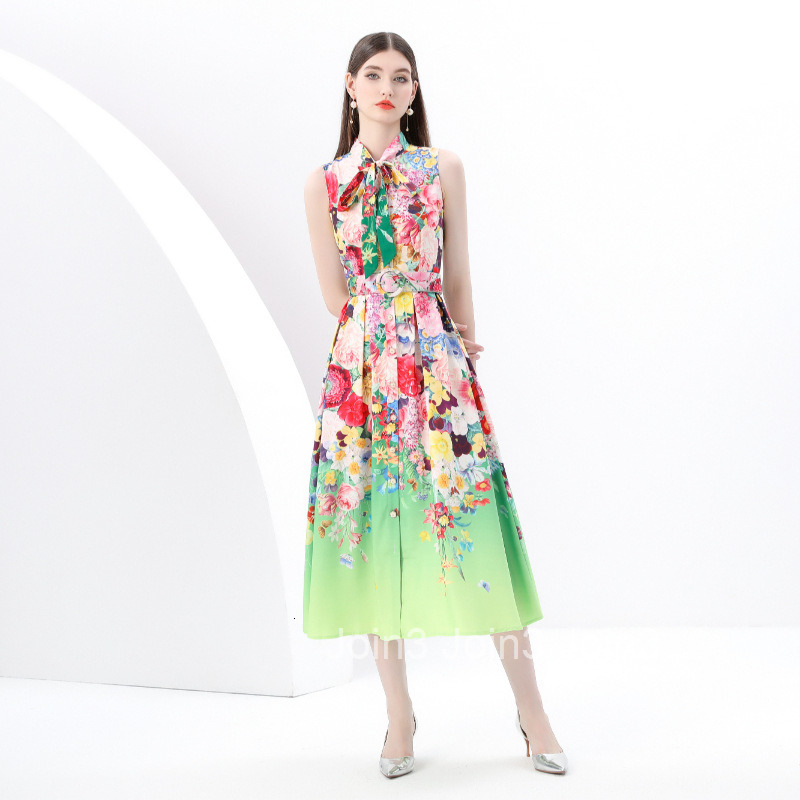 6139 Early Spring Flutter Collar Sleeveless Pleated Single Placket Long Oil Painting Print Dress