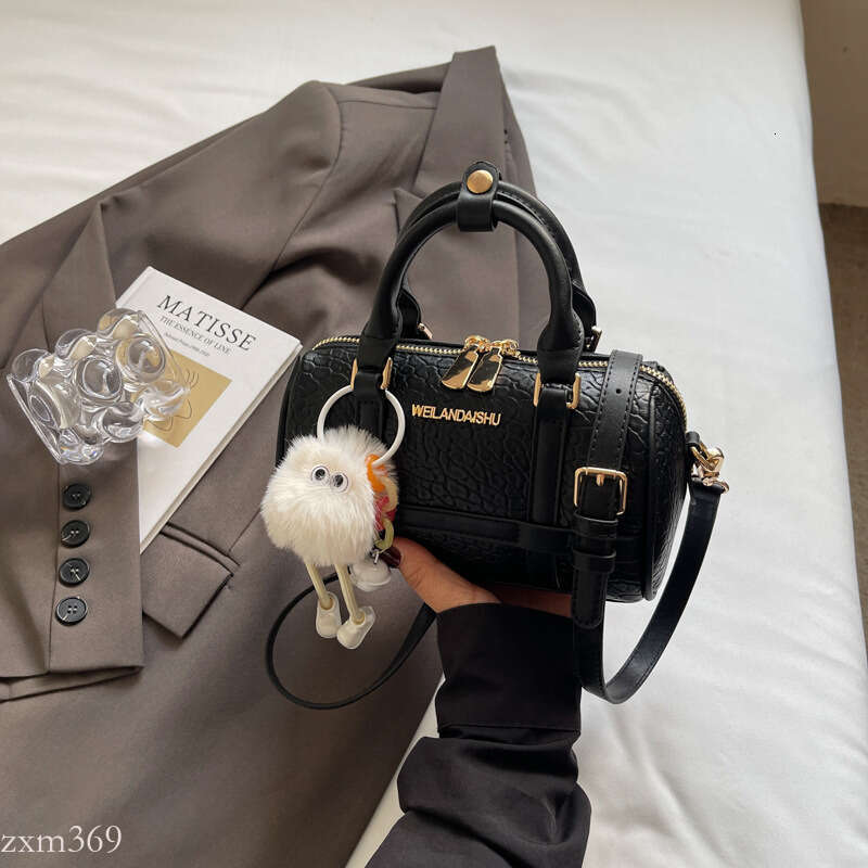 Fashion Pillow 2025 New Women's Summer Handbag Single Shoulder Crossbody Bag for Ladies