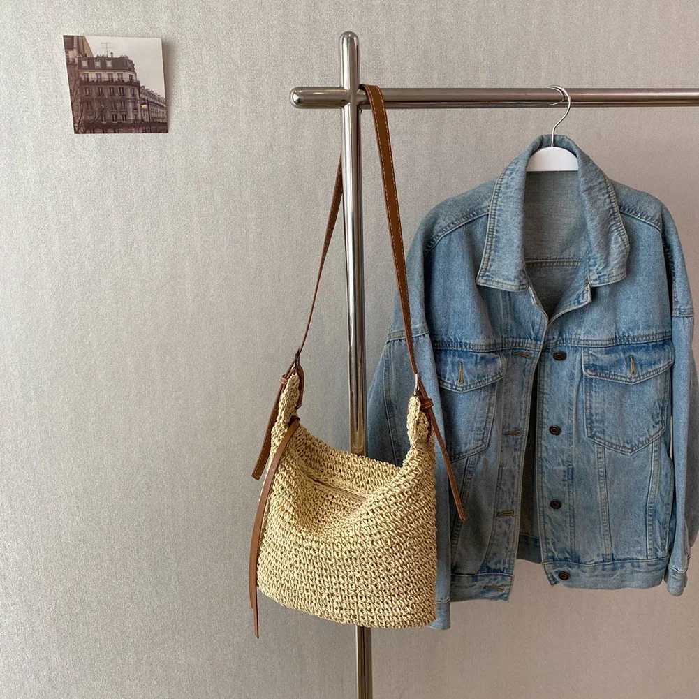 Paper Rope Women Hand-Woven Handbags Handmade Ladies Woven Bag Fashion Casual Simple Elegant Strap Adjustable Female Purse Y2508071