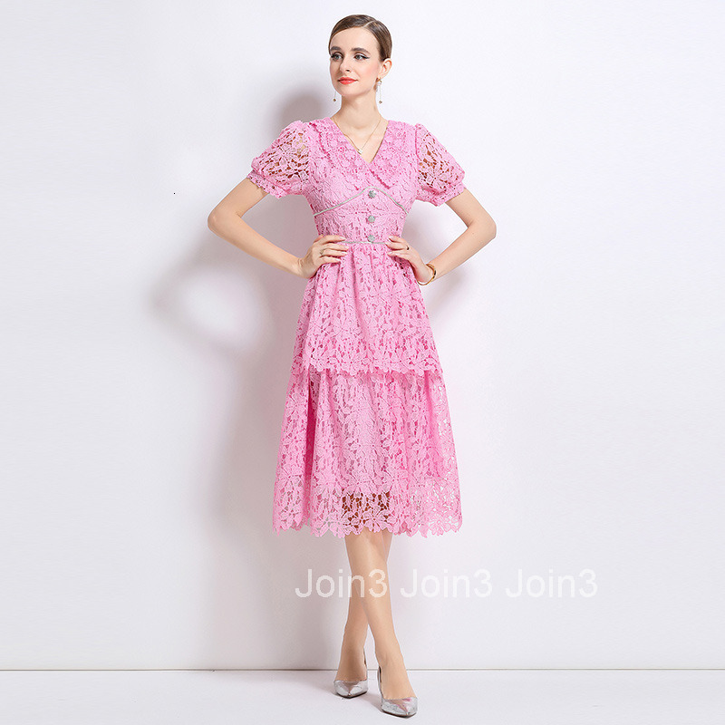 712 Short Sleeve Slimming Hollow Out Water-Soluble Lace Trim Mid-Length Dress