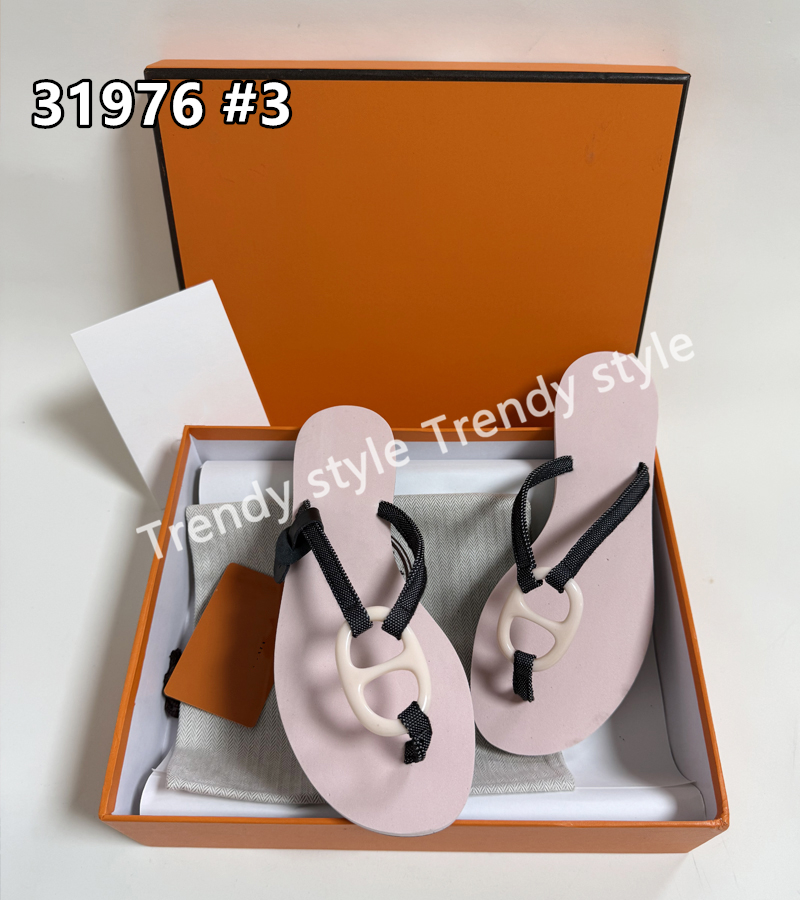 2025 New Top Multicolor Flat Flip-Flops Slippers Sandals Lady Fashion Metal Beach Slides for Summer 35-41