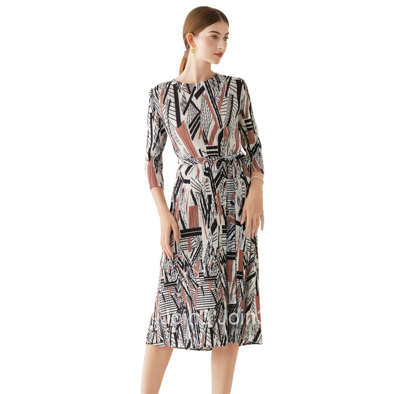 6050 Spring New Womens pleated round neck printed lace up seven quarter sleeve plus size medium long dress