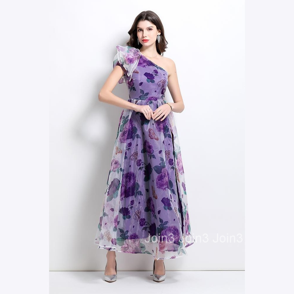2615 Spring/Summer New Womens Clothing Style Vacation Style Flower Slant Shoulder Large Swing slit Long Dress