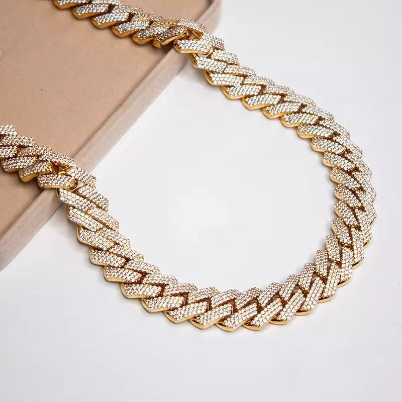 Pass Diamond Tester KIBO Jewelry Heavy VVS1 D Color 18mm Moissanites Diamond Cuban Link Chain Bust Down Iced Out Necklace